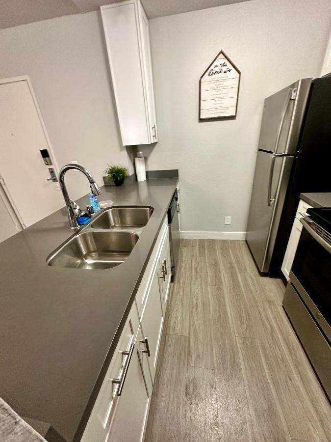 Entire Apartment + Parking Los Angeles Ngoại thất bức ảnh